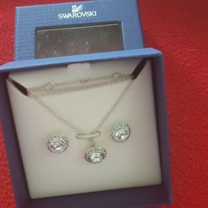 Necklace and earrings  set